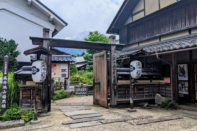 1 Day Historic Obuse and Hokusai Mad Man of Art Tour in Japan - Key points at a glance