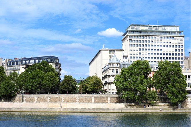 1 Day in Paris: Eiffel Tower, Cruise, City Tour, and Louvre - Who should book this Paris day?