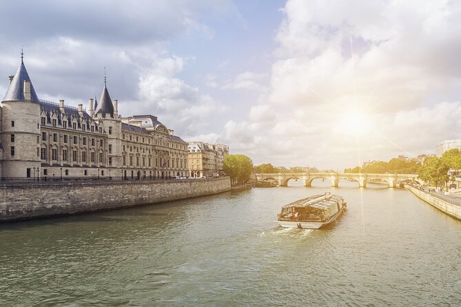 1 Day Paris City Tour on River & Land with Louvre Museum ticket - Starting near the Louvre