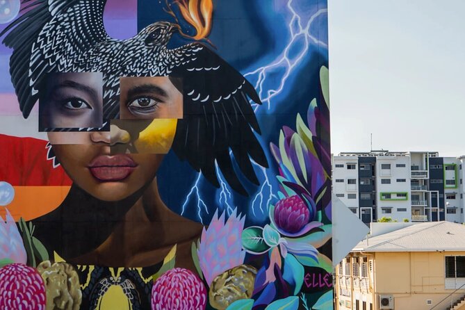 4-Hour Outback Gourmet Food & Aboriginal Art Tour - A quick look at the Old Town Hall