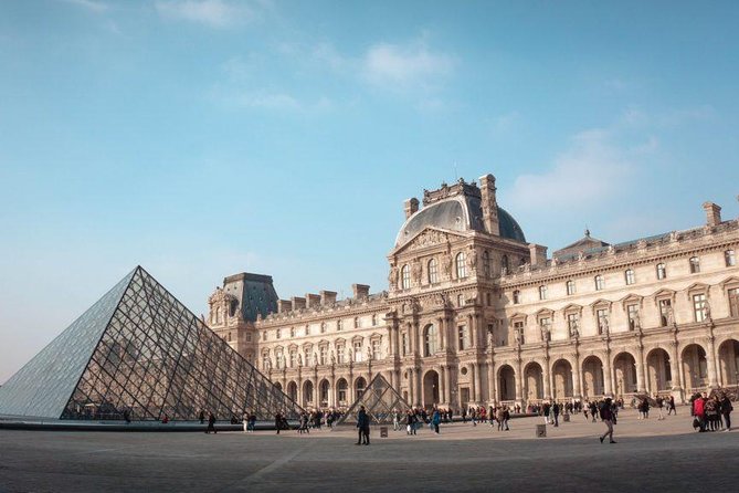 A Private Curated Journey Through the Louvre - Guide quality is the heart of the experience