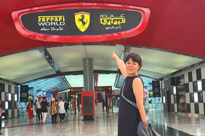 Abu Dhabi City Tour of Grand Mosque, Palace, Louvre, and Ferrari - Yas Mall and the choice between lunch and more sightseeing