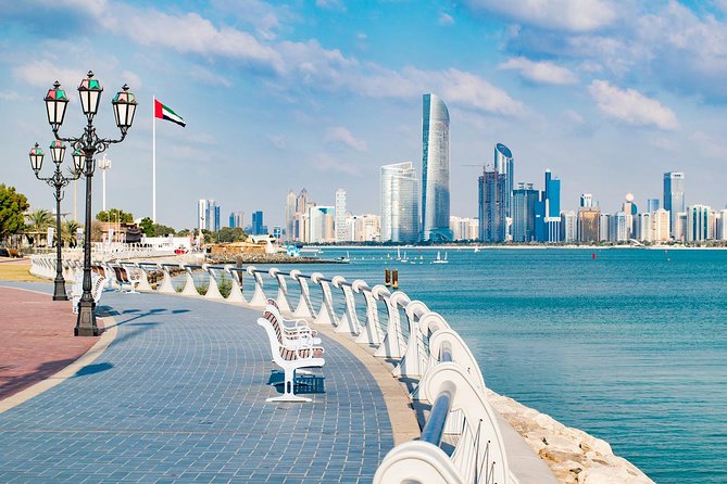 Abu Dhabi City Tour with Louvre Museum from Dubai Small Group - Marina Mall: a useful break, but lunch costs extra