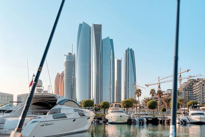 Abu Dhabi Luxury City Tour With Louvre Entry - Marina Mall: the practical lunch break