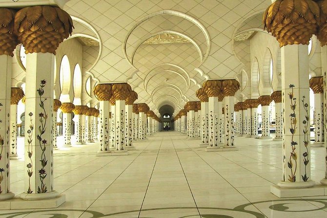 Abu Dhabi Sheikh Zayed Grand Mosque, Louvre, Qasr Al Watan Palace - What private really means on this experience