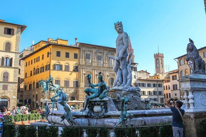 Academia Gallery Live Guided Tour & Skip-the-Line Entrance - The Hall of the Prisoners and Michelangelo’s unfinished figures
