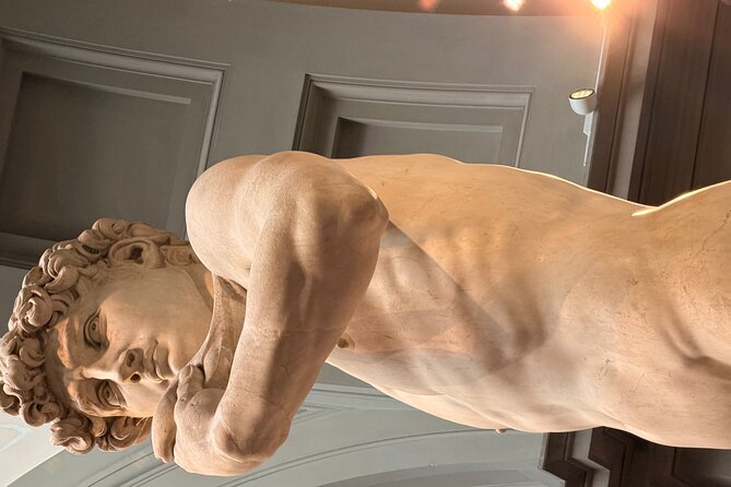 Accademia Gallery: Elite Tour with Expert Guide - What the 75-minute schedule feels like