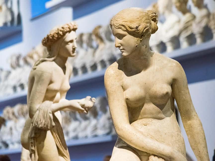 Accademia Gallery Florence VIP Tour with Fast Entry to David - Meeting at Via Ricasoli 115