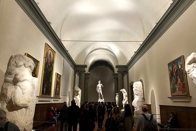 Accademia Gallery Priority Entry Ticket with eBook - How priority entry works at the Accademia