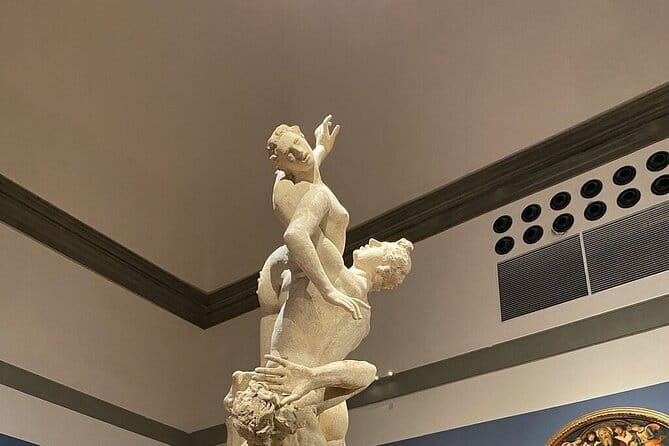 Accademia Gallery : Priority Ticket to SKIP the General Line ! - Why the Accademia queue changes the value