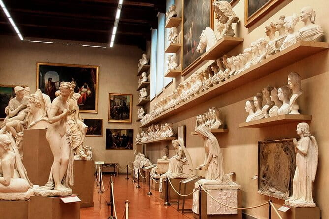 Accademia & Uffizi: Entry tickets & self-guided visit app - Two Florence museums, one practical plan