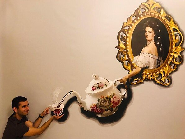 Adult Ticket in 3D Gallery Budapest - How the 3D Gallery Budapest visit works