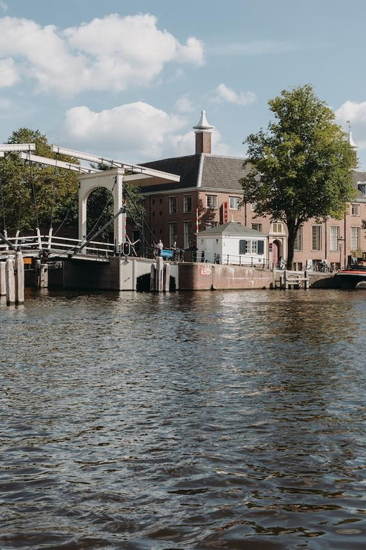 Amsterdam: H'ART Museum Entry Ticket - The American Identities exhibition