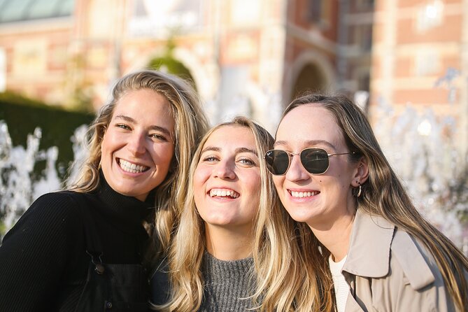 Amsterdam: Professional Rijksmuseum & Museumplein Photoshoot - The Rijksmuseum backdrop and Museumplein setting