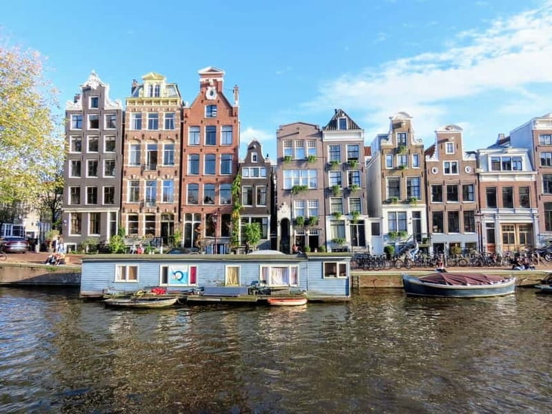 Amsterdam: Rembrandt & Van Gogh walking tour - Nieuwmarkt and the city behind the paintings
