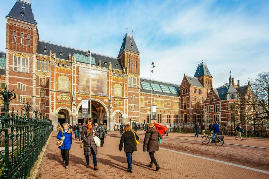 Amsterdam: Rijksmuseum Entry Ticket - Beyond famous paintings: objects that tell the larger story