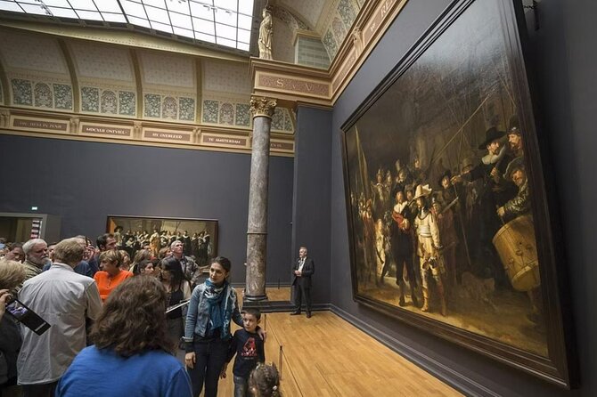 Amsterdam Rijksmuseum Guided Tour - Meeting your guide at Cobra Café