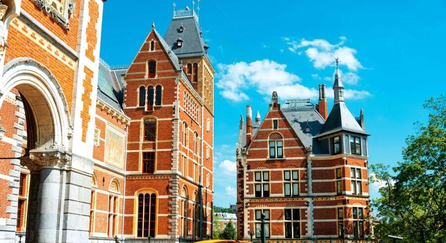 Amsterdam: Rijksmuseum Private Tour with Skip-the-Line Entry - Key points to know before booking