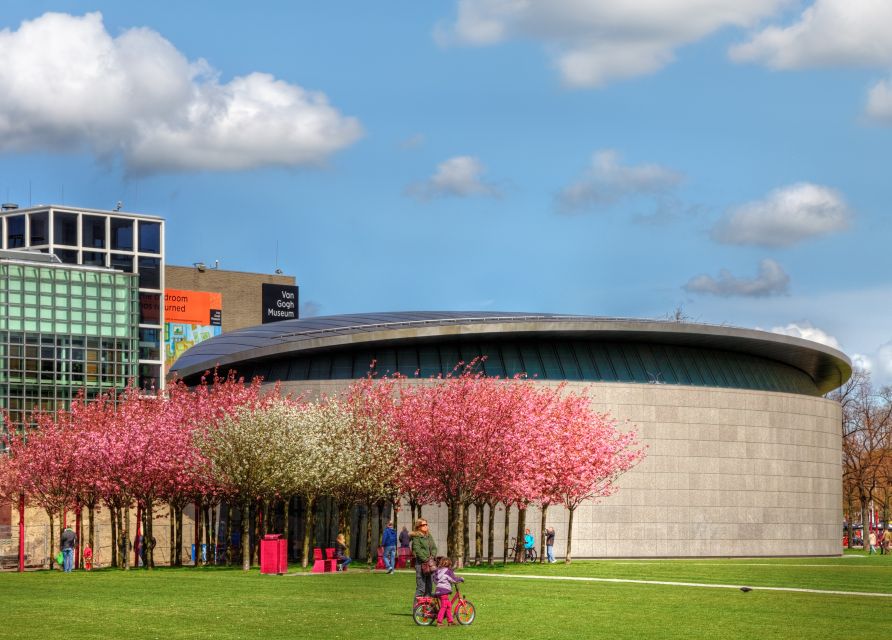 Amsterdam: Van Gogh Museum Guided Tour - Drawings, technique, and the works between the famous paintings
