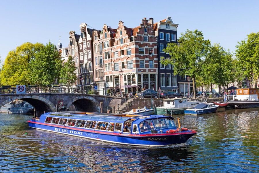 Amsterdam: Van Gogh Museum Ticket and City Canal Cruise - From Museumplein to the canal dock