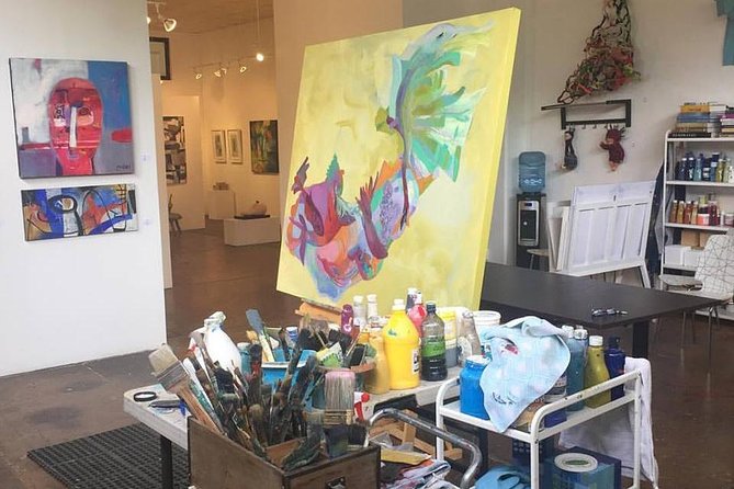 Art tour through artists' workshops around San Miguel de Allende - What the optional art stops add