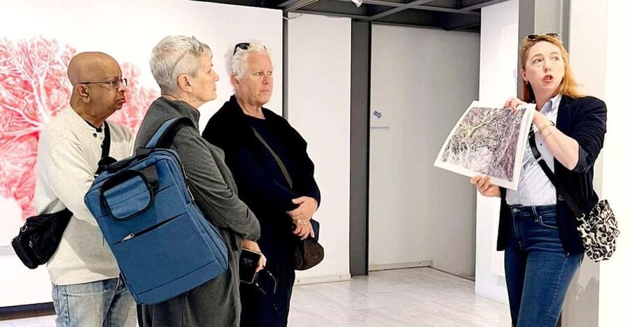 Athens: National Gallery guided tour - Meeting your guide in the entrance lobby