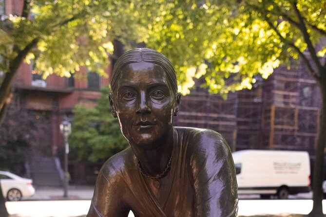 Back Bay Chocolate and Art Galleries Tour - What Adam adds to the experience