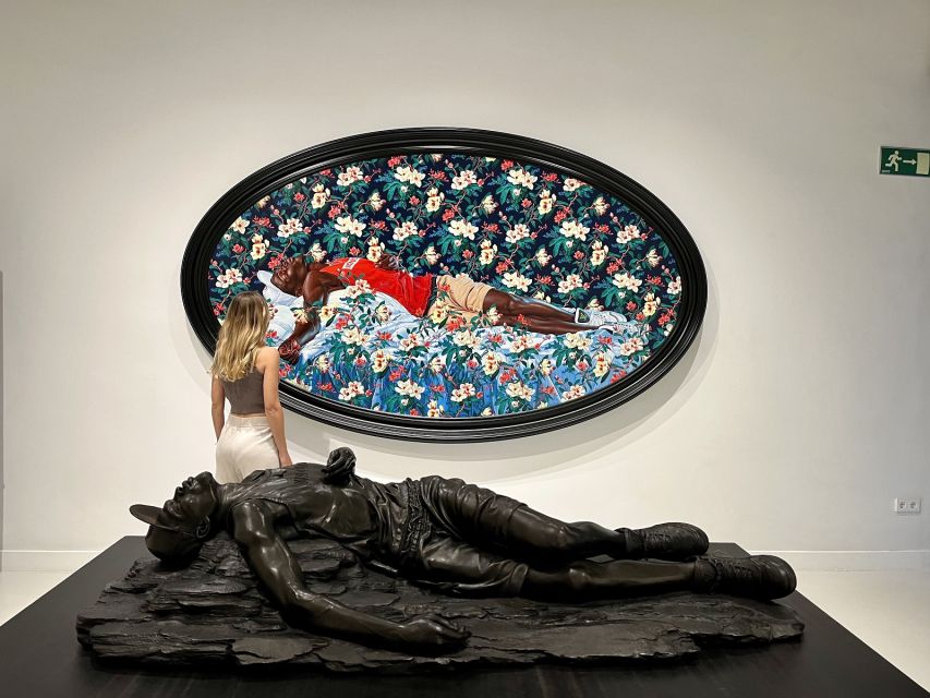 Barcelona: Picasso Museum Tour with Moco Museum Ticket - Who should book this art pairing?