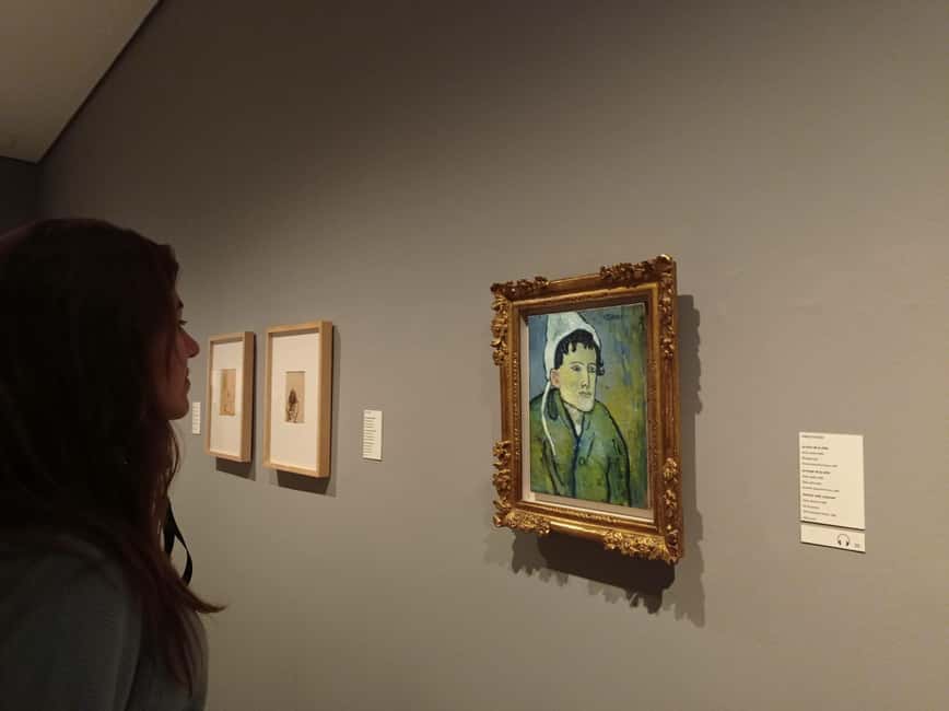 Barcelona: Skip-the-Line Guided Tour of the Picasso Museum - Group size, languages, and listening conditions