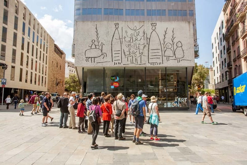 Barcelona: Small Group Picasso Tour with Picasso Museum - Llotja de Mar and the teenage Picasso