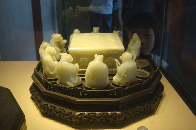 Beijing's Forbidden City with Special Viewing of Treasure Gallery and the Great Wall Ruins at Badaling - Who gets the most value from $199?