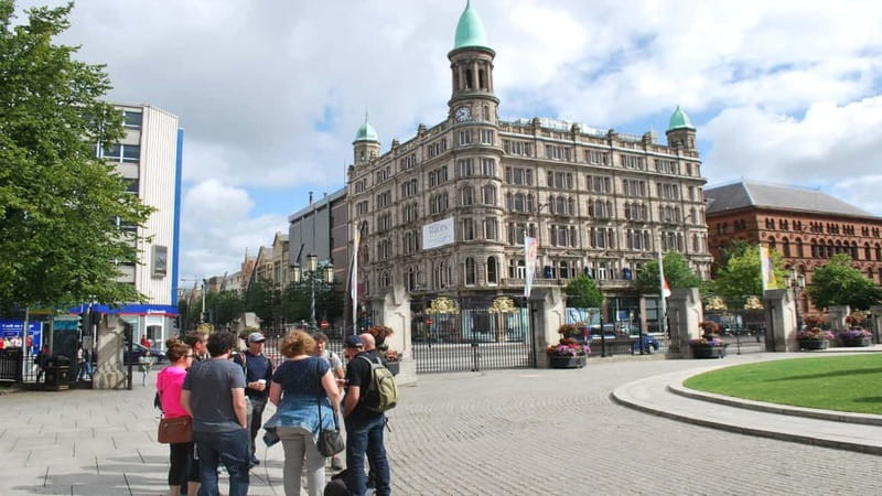 Belfast: Best of Belfast History, Culture & Art Walking Tour - Key points at a glance