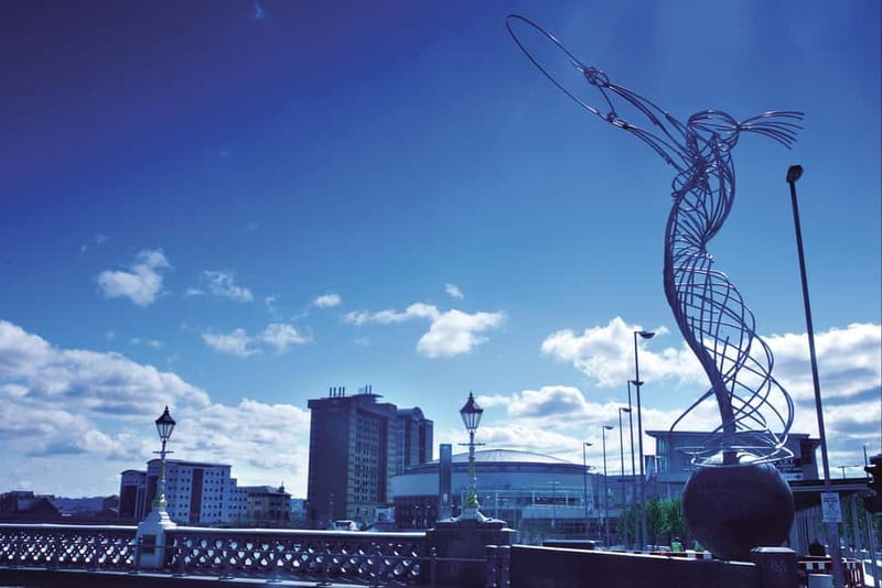 Belfast: Best of Belfast History, Culture & Art Walking Tour - Cathedral Quarter, music and street art