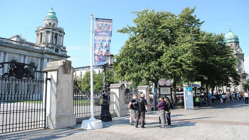 Belfast: Best of Belfast History, Culture & Art Walking Tour - Meeting at Belfast City Hall