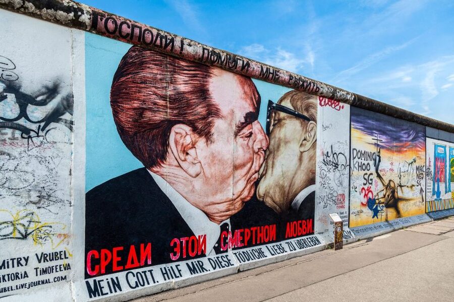 Berlin: East Side Gallery and Cold War Segway Tour - From central Berlin to the wall that divided the city