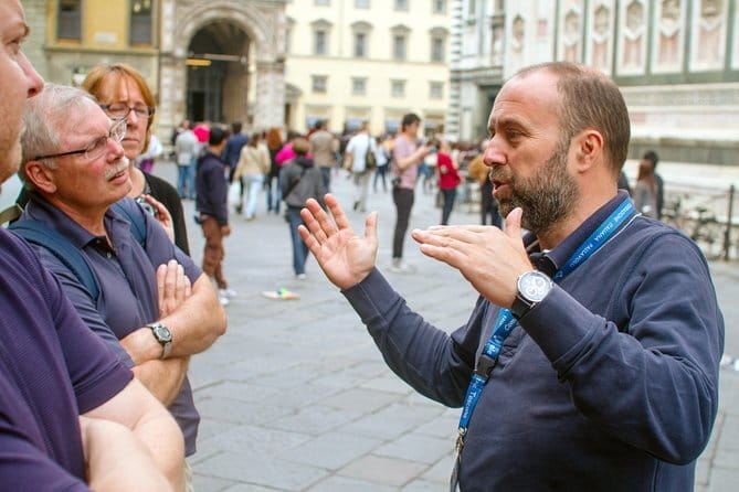 Best of Florence: Small Group Tour Skip-the-Line David & Accademia with Duomo - Piazza della Signoria and the old center