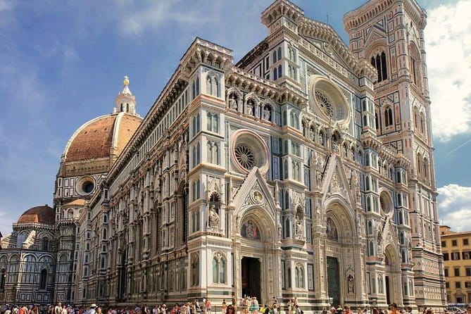 Best of Florence Tour with Uffizi and David - Piazza della Signoria sets the scene