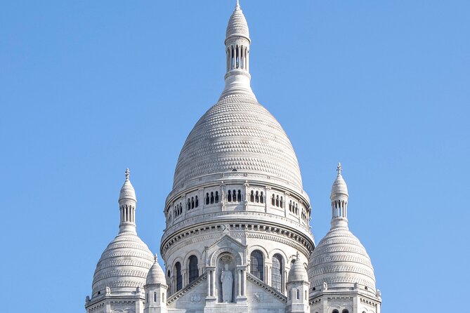 Best of Paris Tour with the Louvre, Eiffel Tower & Notre Dame - A focused 75 minutes inside the Louvre
