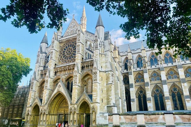 Best of Westminster Abbey with Upper Gallery & Buckingham Palace - The Queen’s Diamond Jubilee Galleries, 50 feet above the Abbey floor