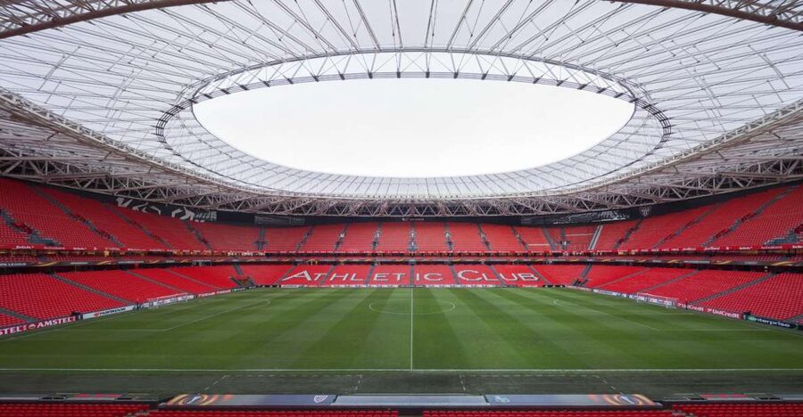 Bilbao All Iron Tour: Guggenheim and San Mamés with Lunch - Starting at San Mamés and Gate 20