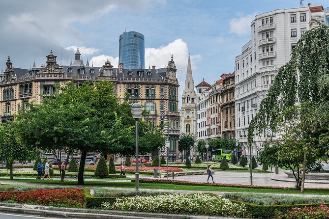 Bilbao, Guggenheim & Getaria: A Private Day Tour Adventure - Matteo and the value of a private guide