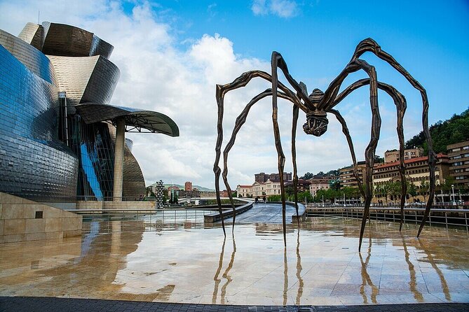 Bilbao Guggenheim Museum Entry Ticket - Finding your way through 20 galleries