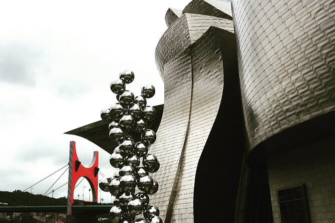 Bilbao Guggenheim Museum Private Tour with Official Tour Guide 100% Personalised - The Outdoor Works Beside the Nervion River