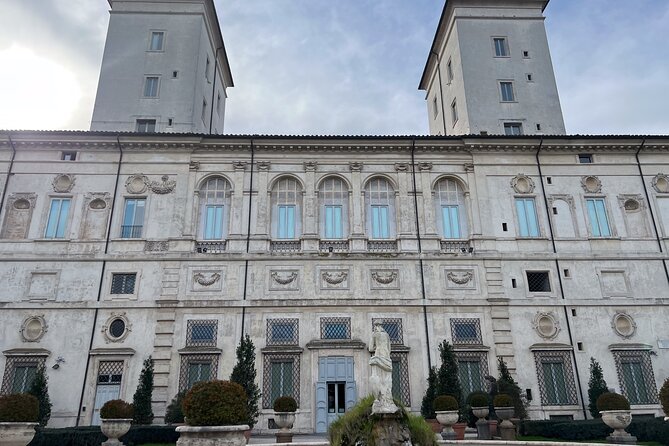 Borghese Gallery entry ticket and audioguide App - Meeting the Inside Out Italy host