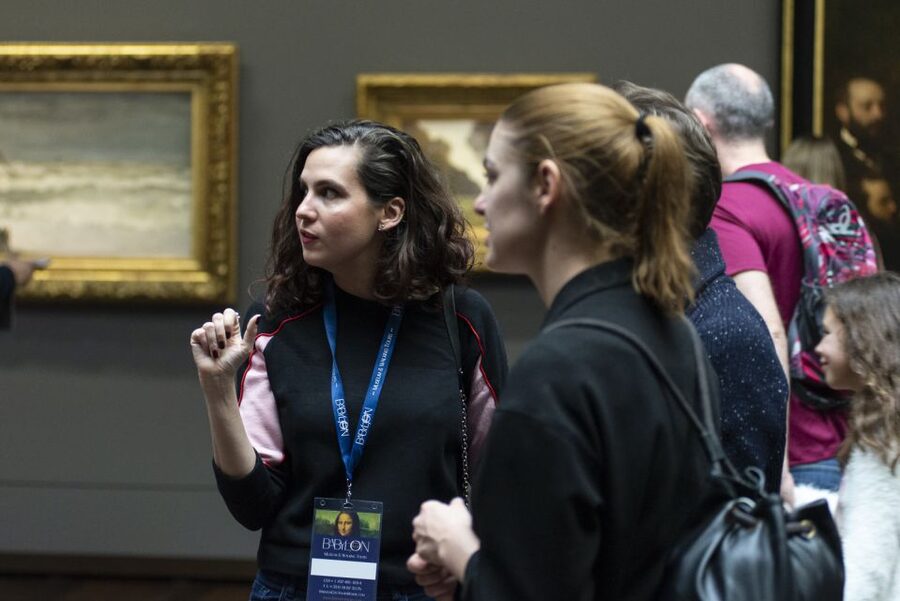 British Museum & National Gallery Highlight Tour 8 guests 5h - From Assyrian reliefs to the Lewis Chessmen