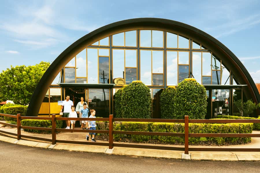 Bundaberg: Brew Tasting and Self-Guided Gallery Tour - How the 30-minute visit flows