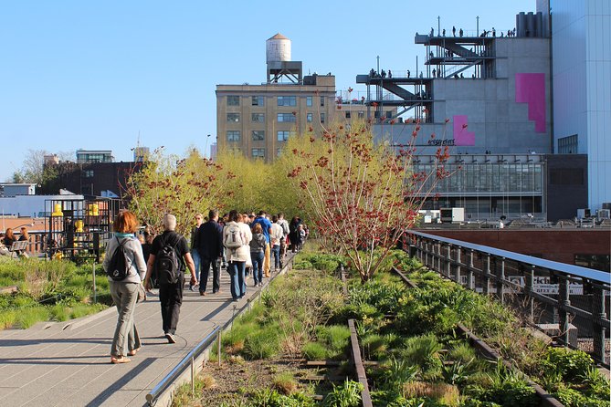 Chelsea Architecture and Art Tour with Award Winning NYC Guide - Starting near Lower Manhattan at 11 a.m.