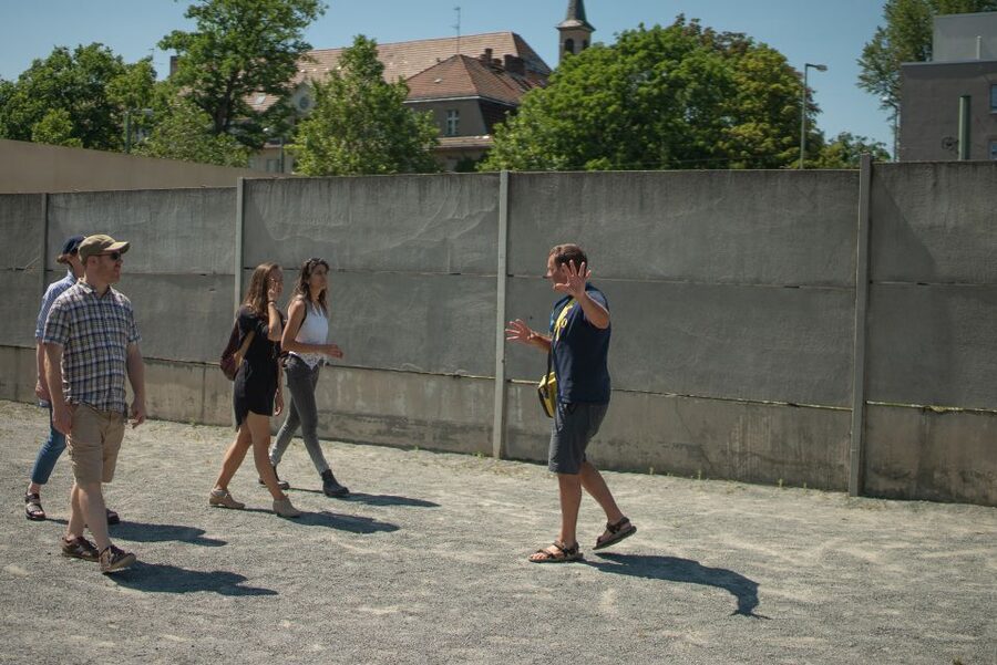 Cold War, Berlin Wall, Spies and the East Side Gallery - Guide quality is the main reason to book