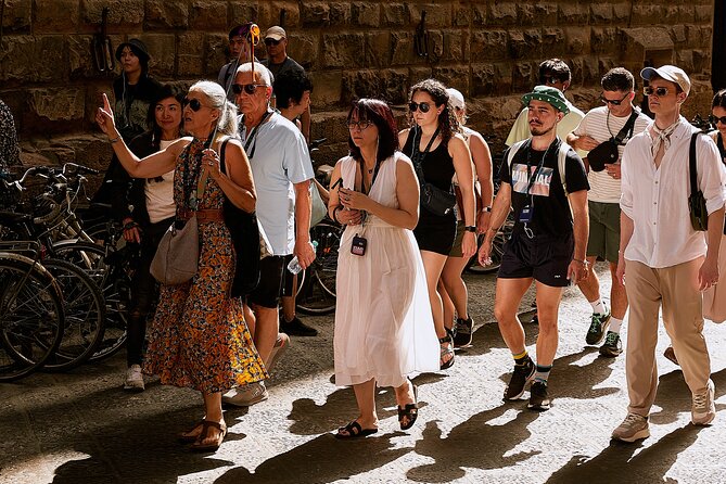 Combo Florence: Walking Tour with the the Accademia Gallery Tour - Across the river to Palazzo Pitti and Santo Spirito