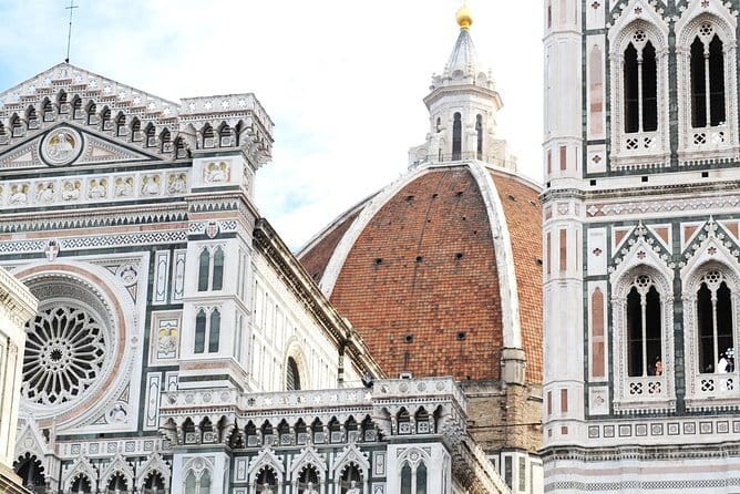 Complete Florence Full Day Guided Tour Uffizi David & walk Pickup - Piazza della Signoria, where Florence tells its political story